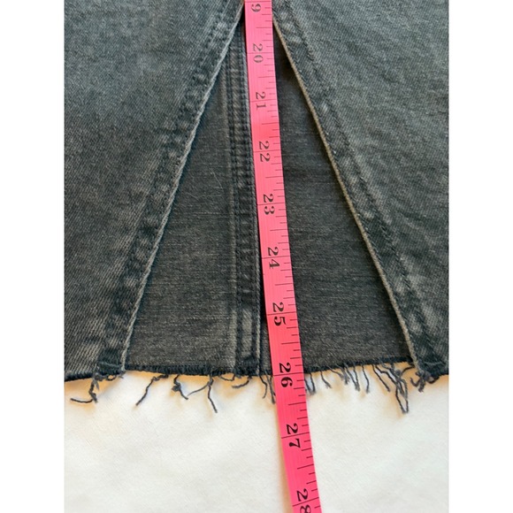 Old Navy Higher High-Rise Denim Midi Skirt Black Button Fly Raw Hem SZ 16 - Picture 7 of 8